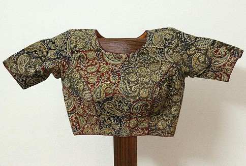 Pagaminta „Kalamkari“ palaidinė