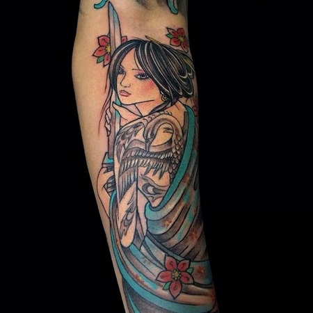 Įmantrūs „Geisha“ tatuiruočių dizainai moterims