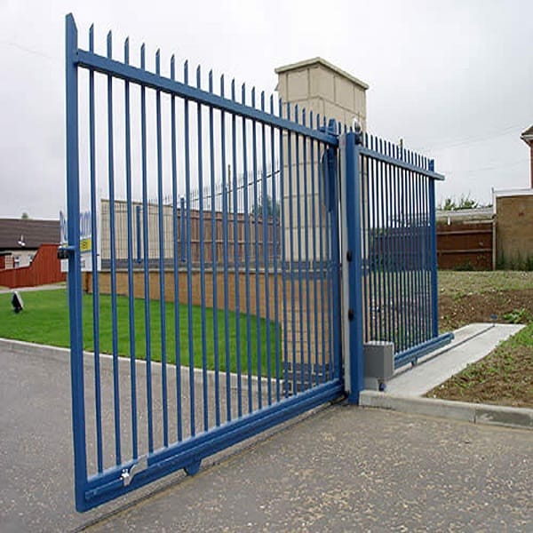 Plieniniai apsaugos vartai