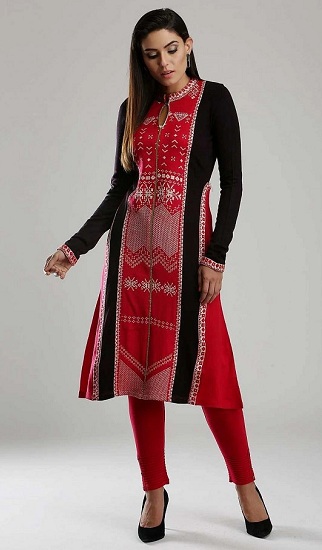 Dizaineris Woollen Kurti By W