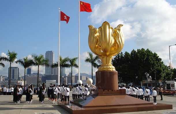 aukso-bauhinia-square_hong-kong-turistines vietas