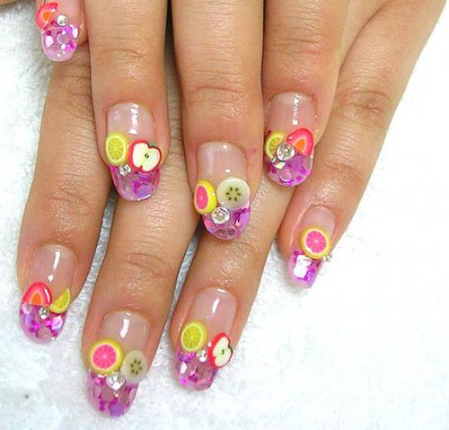 „Fruity Fimo French Tips“ nagų dizainas