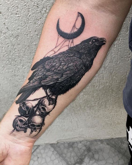 Varnų tatuiruočių dizainas moterims ir vyrams 5