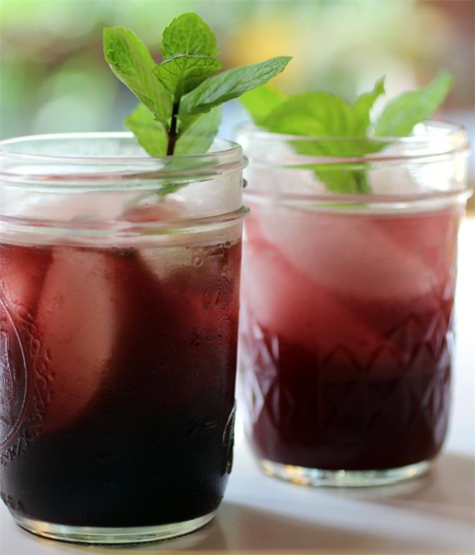 Elderberry and Mint Jamtini