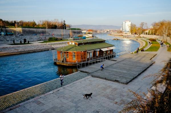 Nis Ταξίδι στη Σερβία ορόσημα