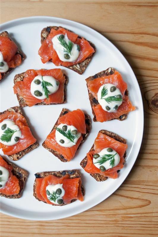 Συνταγές πάρτι finger food κρύα ορεκτικά σολομός ολικής αλέσεως