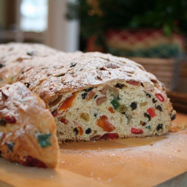 Akingήσιμο Stollen έως Χριστούγεννα Stollen με ζαχαρωμένα φρούτα Συνταγή για ψήσιμο