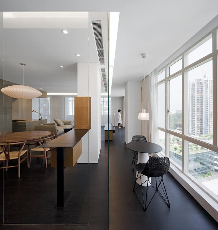 Wu Residence Singapore βιομηχανική επίπλωση γυάλινο διαχωριστικό δωματίου