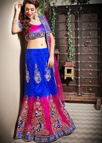 Pembe ve Mavi Lehenga