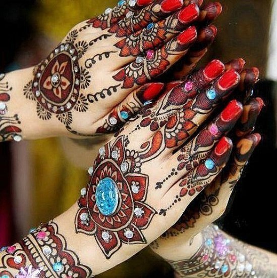 Renkli Sıçrama Dulhan Mehendi Tasarım