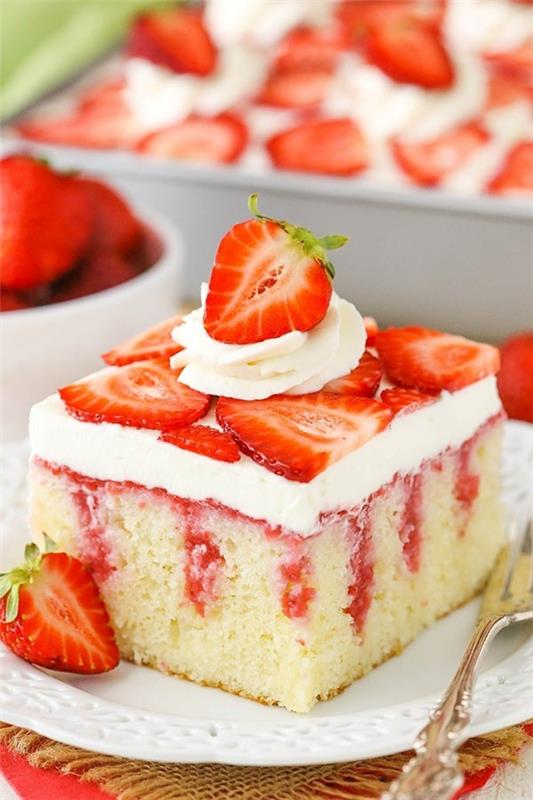 κέικ φράουλα poke cake