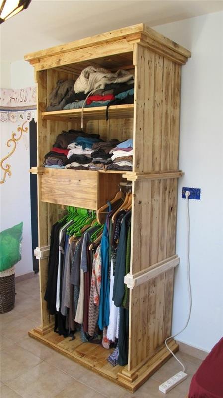 Gerderobe από ξύλο παλέτας