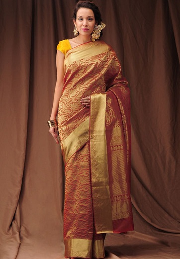 Rankomis austas Kanjivaram Saree