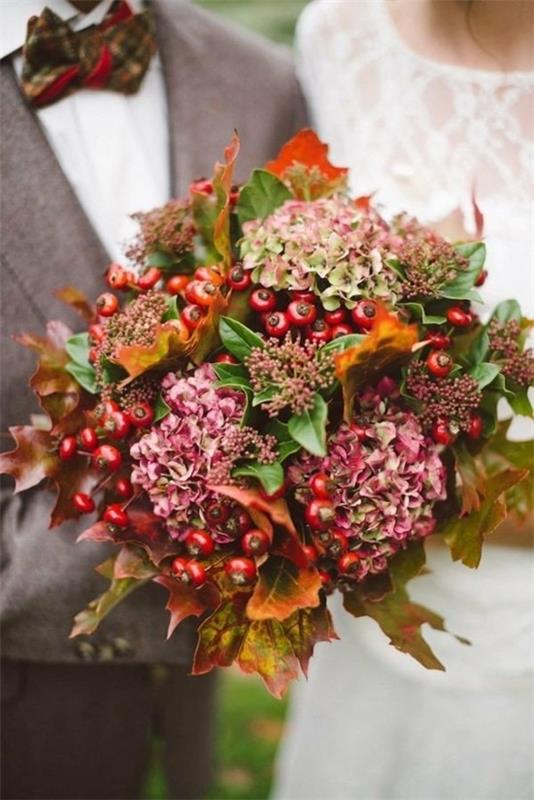 Μπουκέτο ορτανσίες rowan berries φθινόπωρο