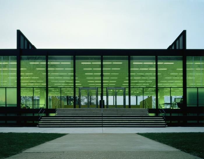 ludwig mies van der rohe crown hall illinois ΗΠΑ