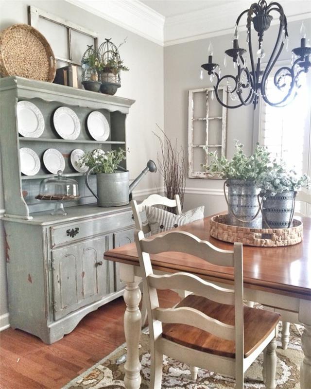 έπιπλα shabby chic τραπεζαρία πολυέλαιος χαλί floral μοτίβο floral διακόσμηση