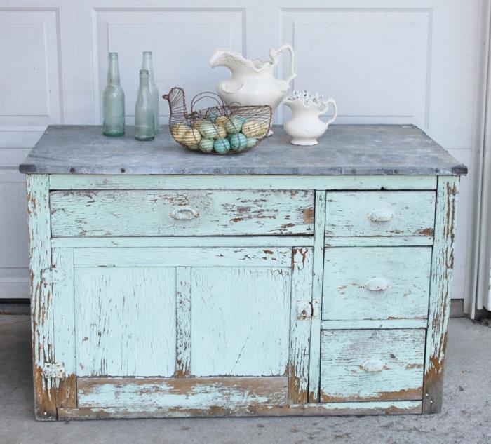 shabby chic dresser sideboard συρτάρια γαλάζια scuffs πασχαλινά αυγά Πάσχα