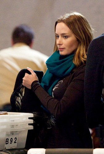 Emily Blunt be makiažo 7