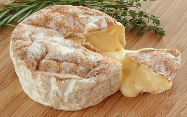 μαλακά ώριμα τυριά Camembert